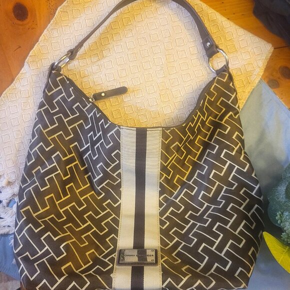 Tommy Hilfiger Hobo Shoulder Bag - Brown/Cream - Picture 6 of 12